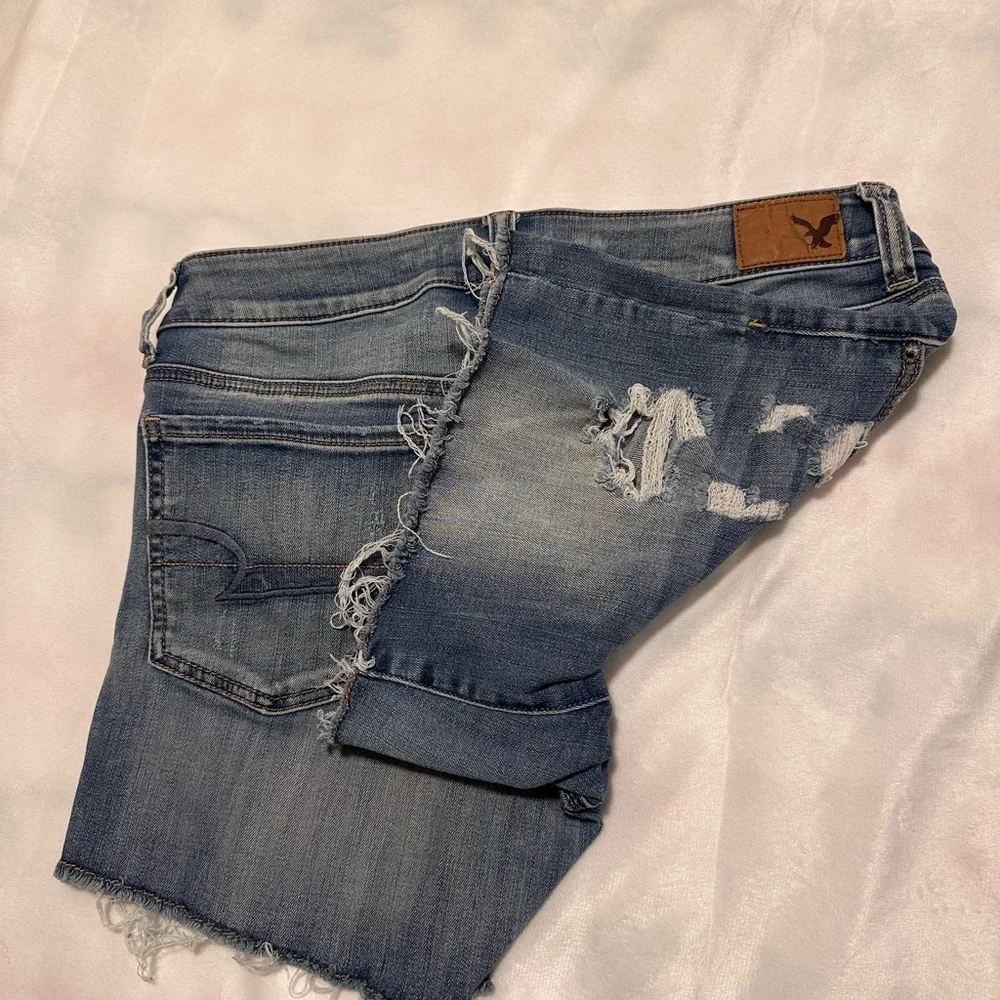 American Eagle Outfitters Blue Jean Shorts - Picture 6 of 7